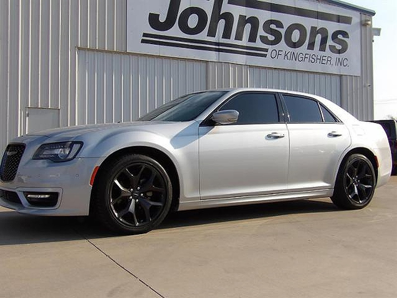 2022 Chrysler 300 Touring L RWD