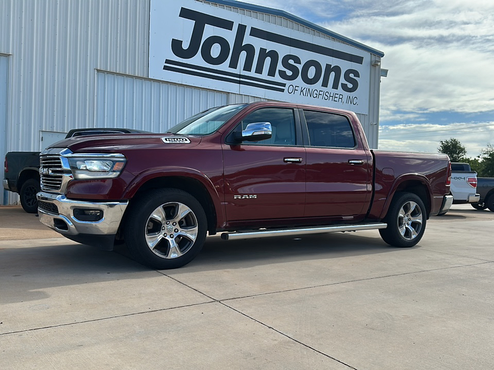 Delmonico Red Pearlcoat 2020 RAM 1500 Laramie Crew Cab 4WD Pickup Truck Four-Wheel Drive Automatic