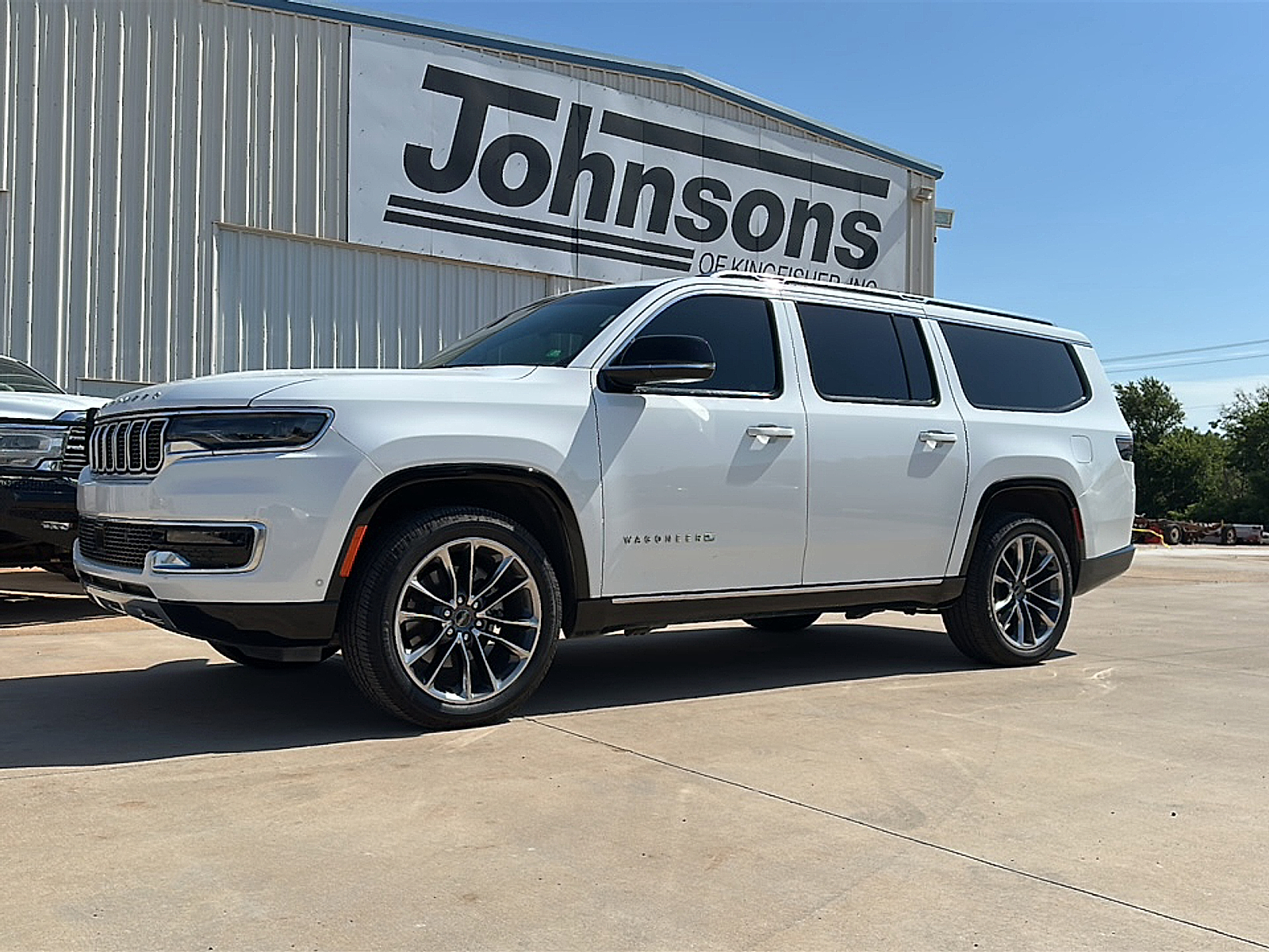 2024 Jeep Wagoneer L Series III 4WD
