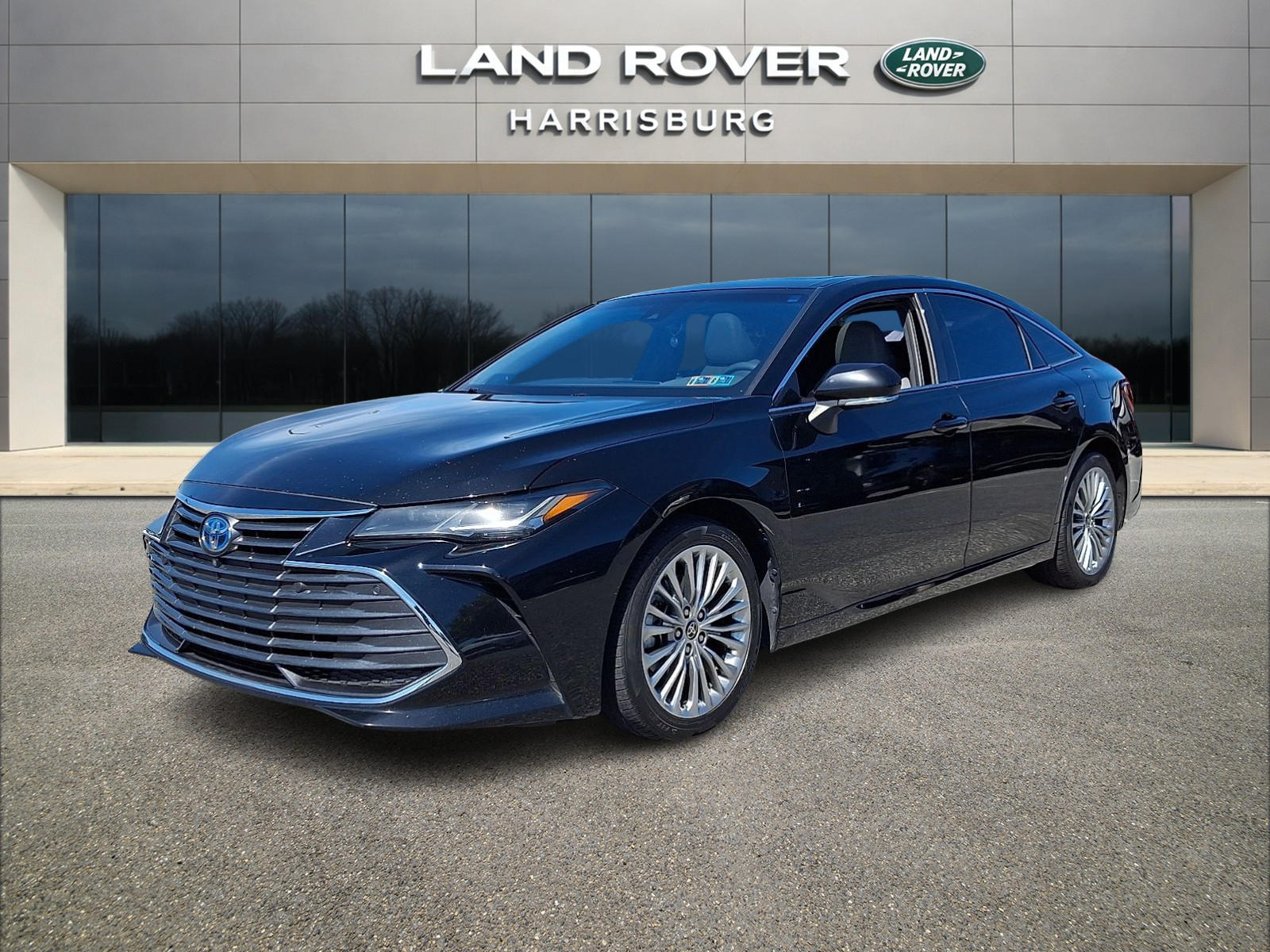 2022 Toyota Avalon Hybrid Limited FWD