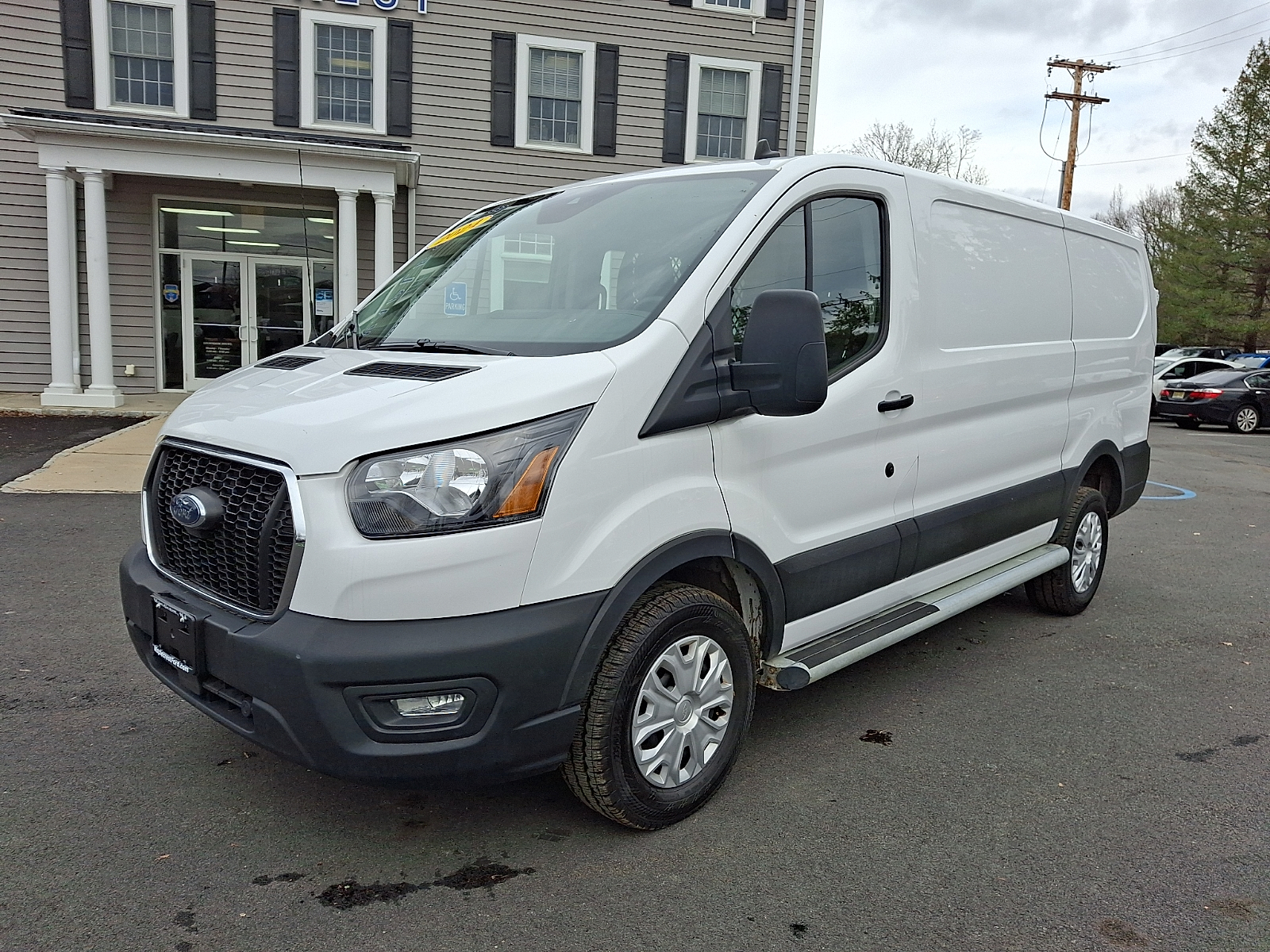 2024 Ford Transit Cargo 250 Low Roof LB RWD