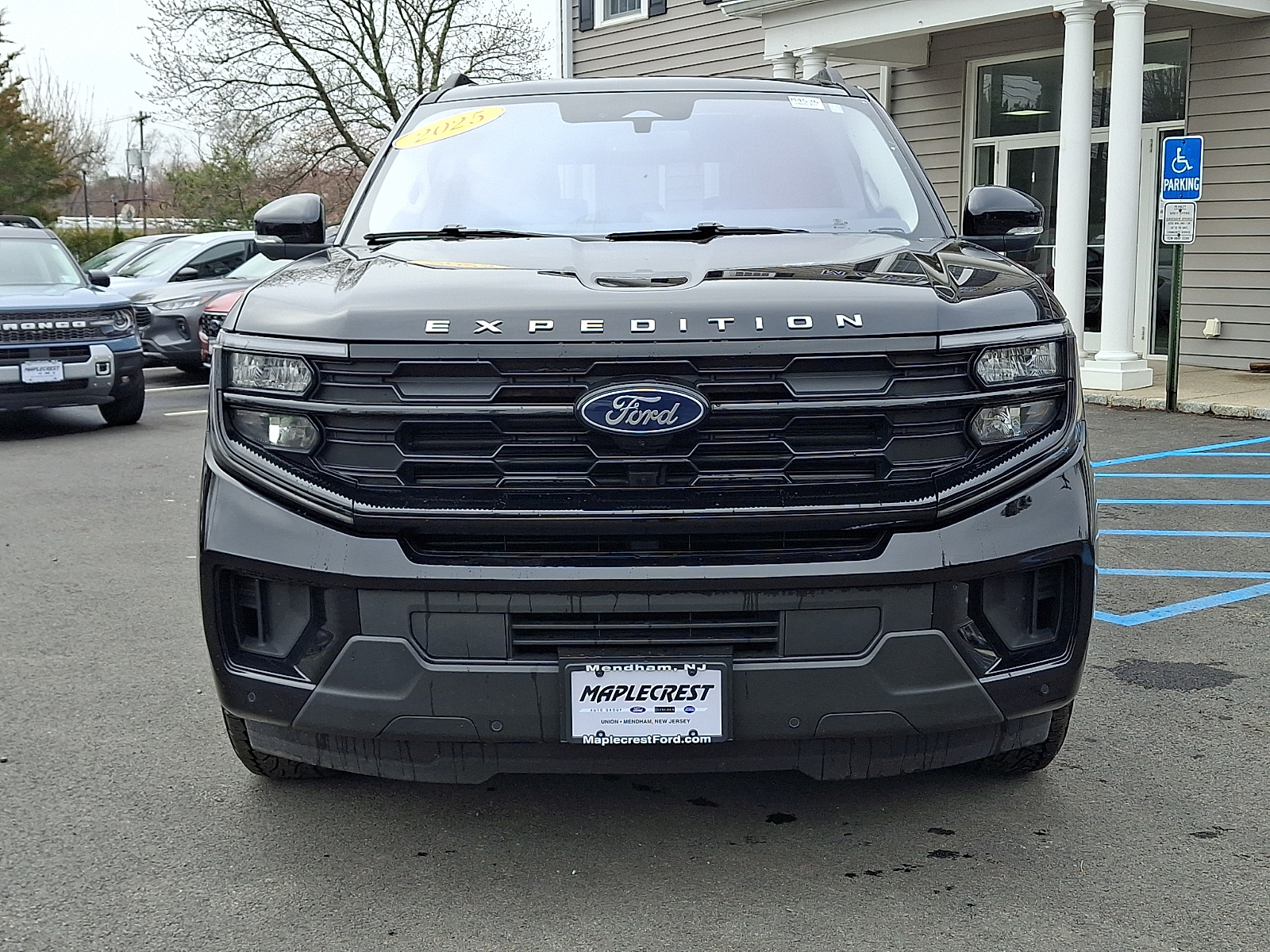 View vehicle photo 2