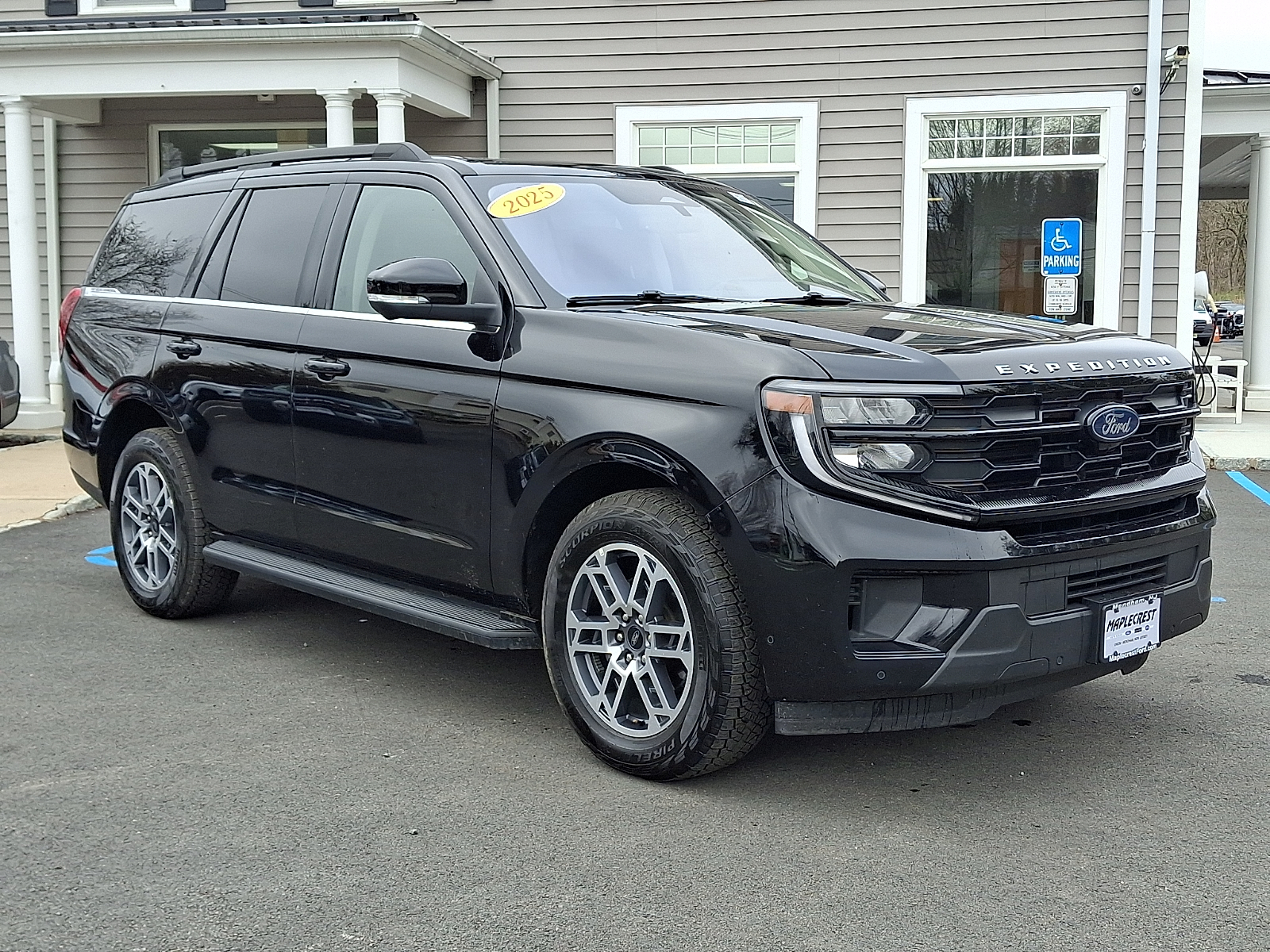 Agate Black Metallic - UM 2025 Ford Expedition Active 4WD SUV / Crossover Four-Wheel Drive Automatic