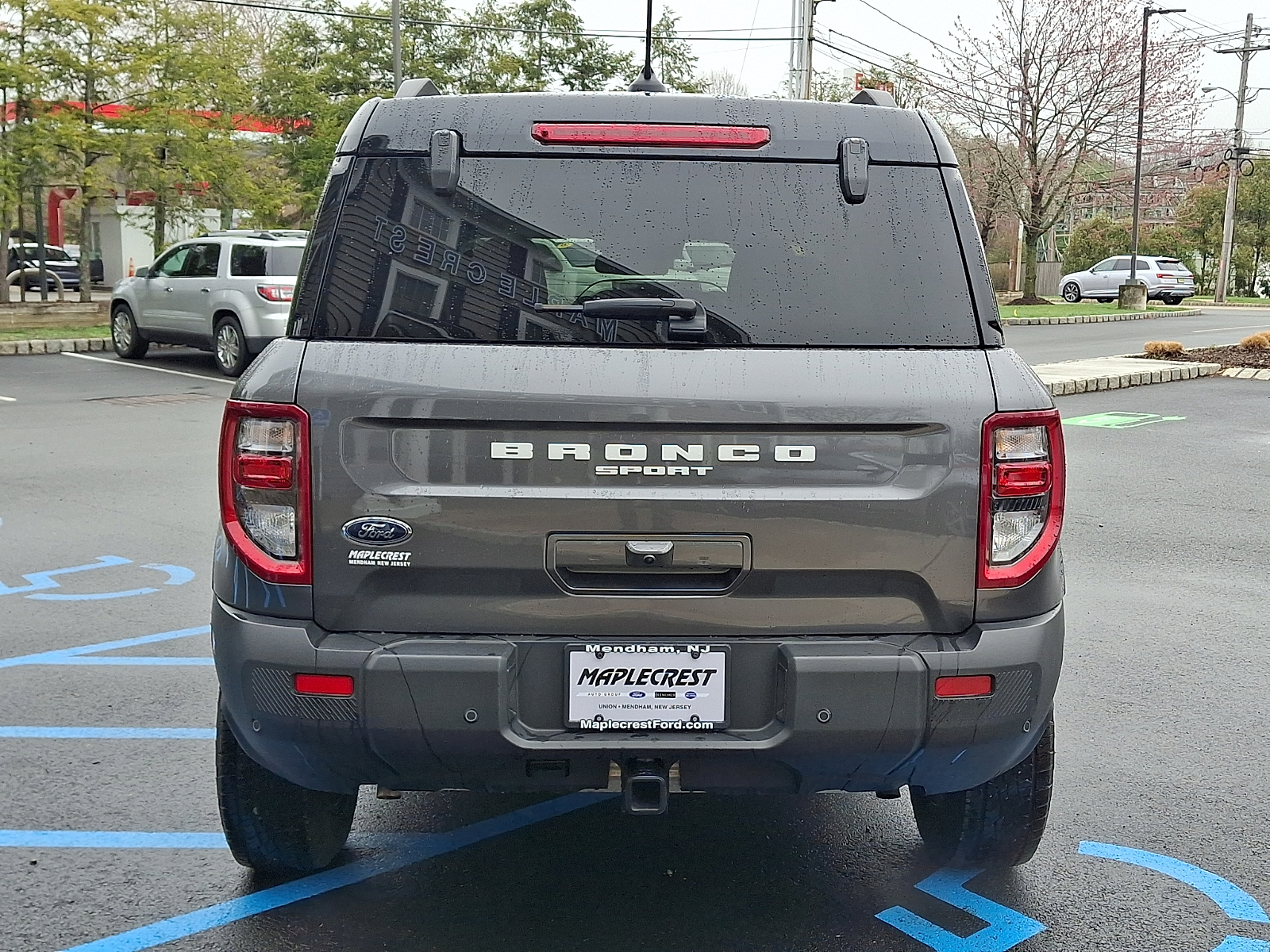 View vehicle photo 5