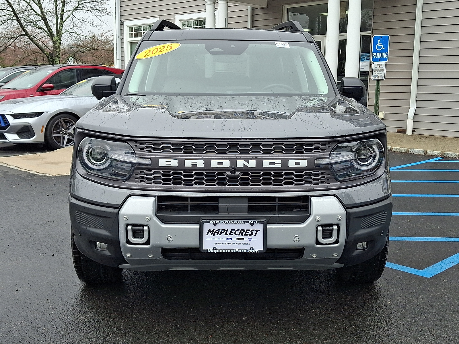 View vehicle photo 2