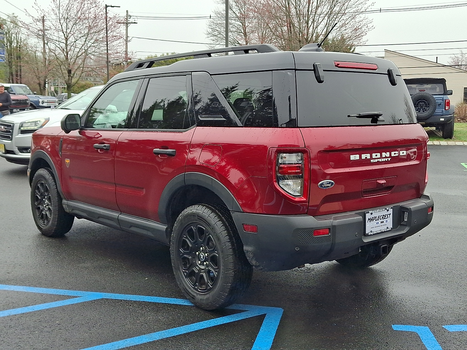 View vehicle photo 4