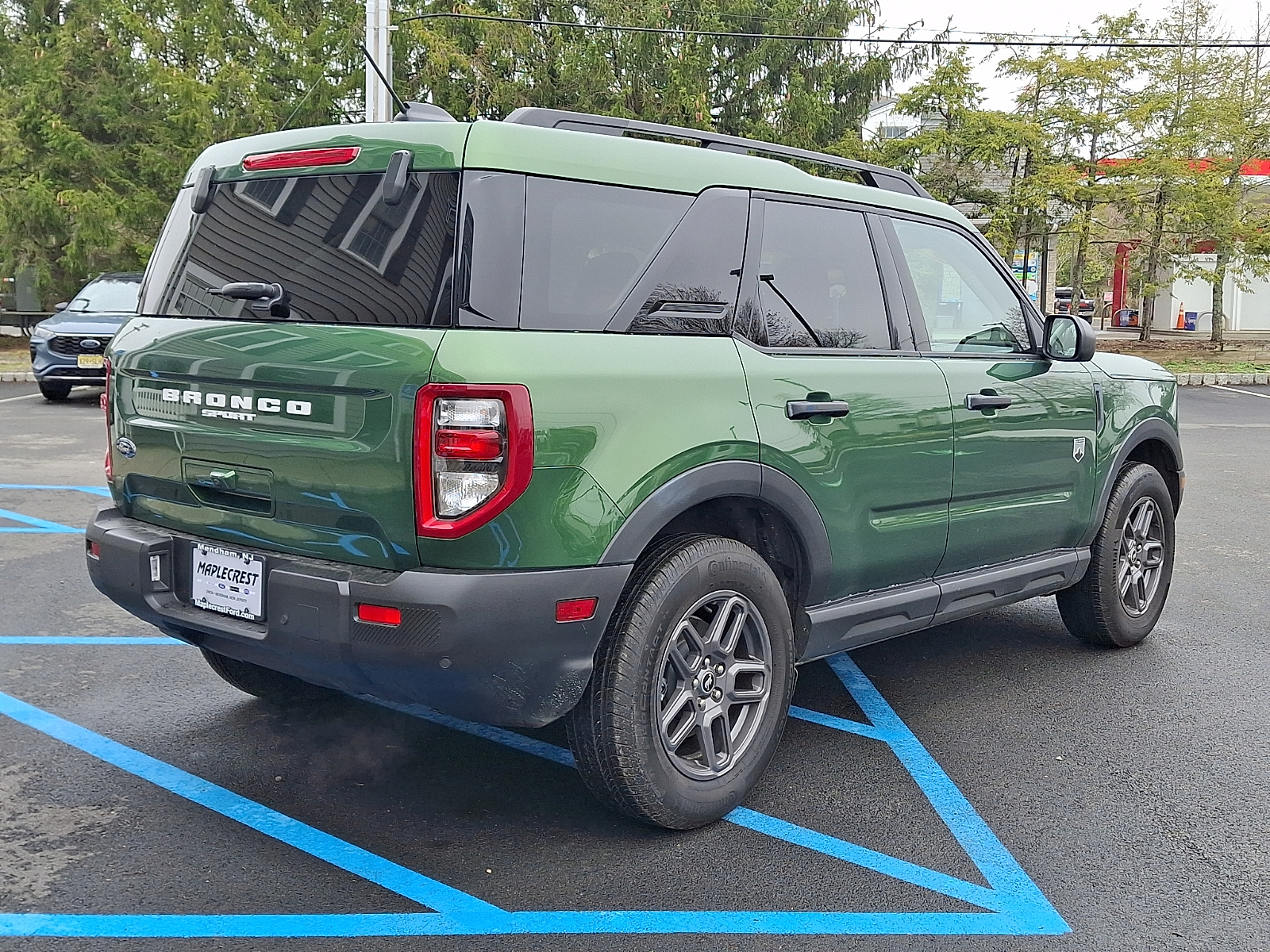 View vehicle photo 6