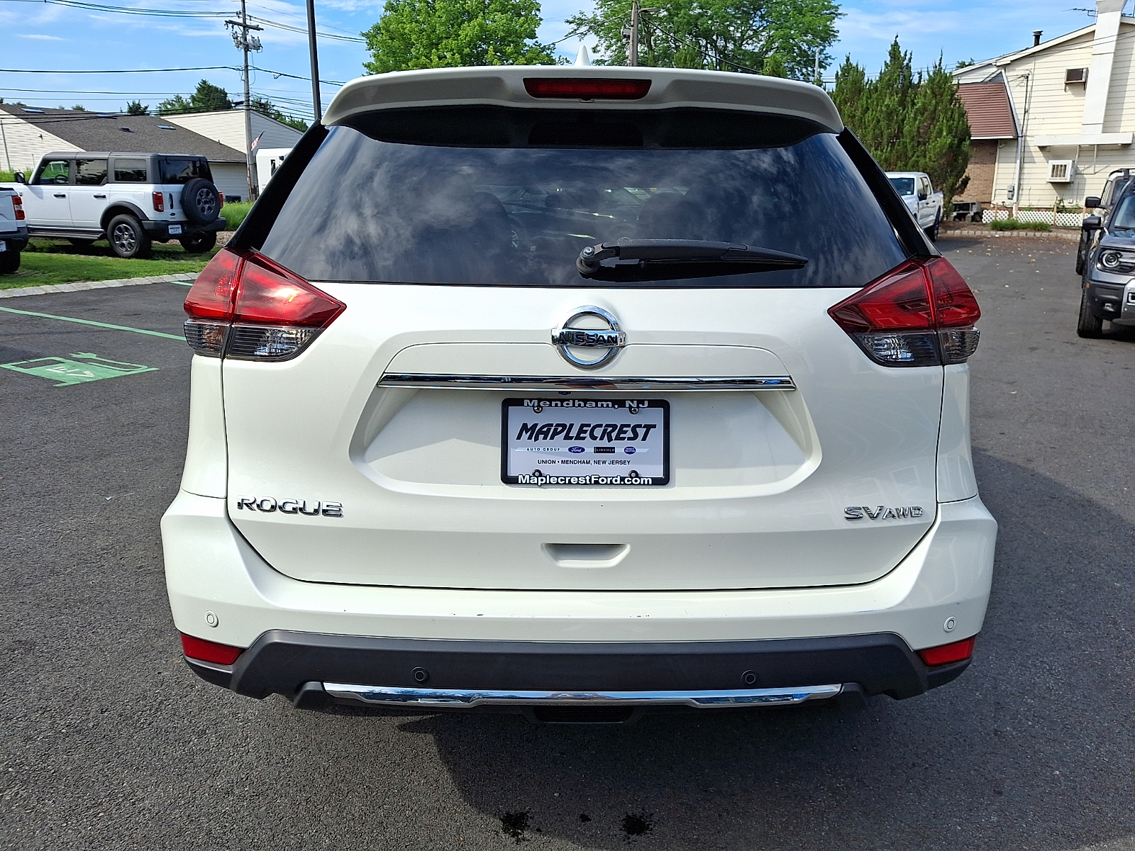 View vehicle photo 6