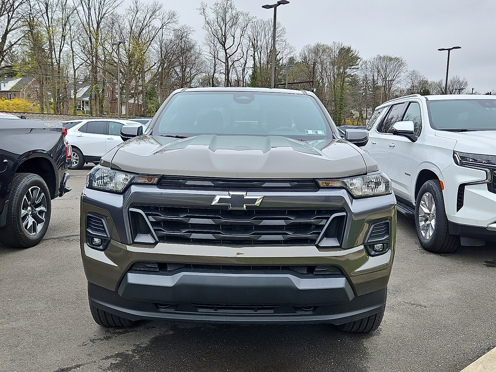 View vehicle photo 2