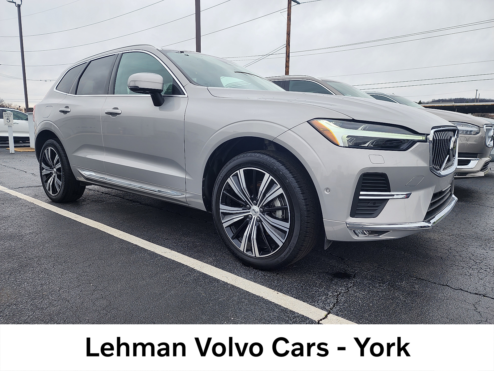 2023 Volvo XC60 B5 Plus Bright Theme AWD