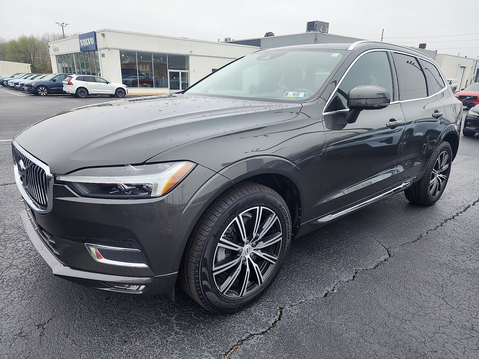 View vehicle photo 7