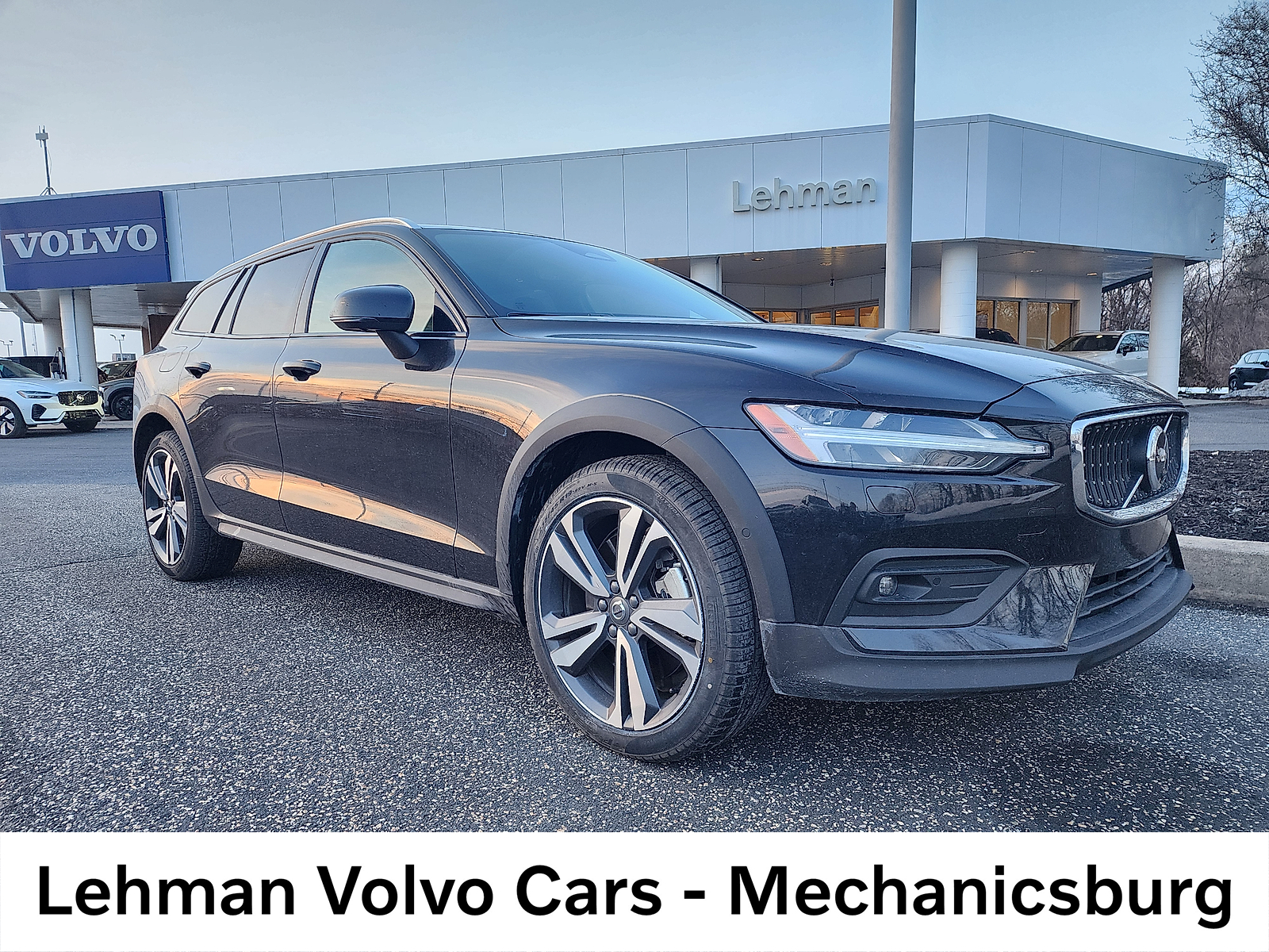 2025 Volvo V60 Cross Country B5 Plus AWD