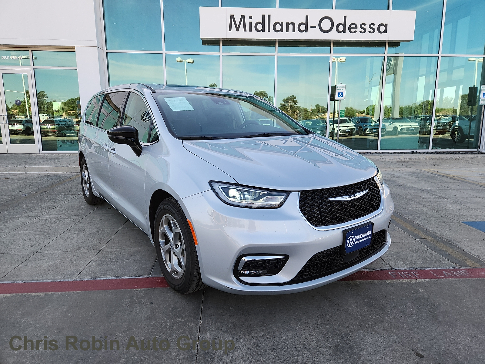 2024 Chrysler Pacifica Limited FWD