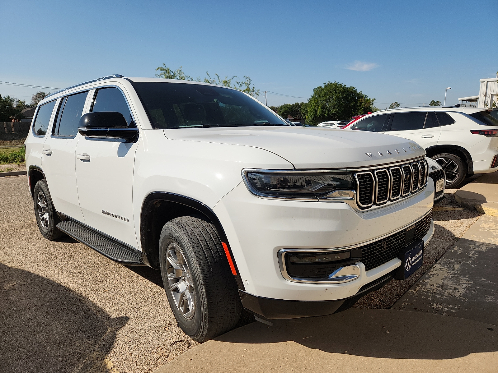 White 2023 Jeep Wagoneer SUV / Crossover 4X2 Automatic