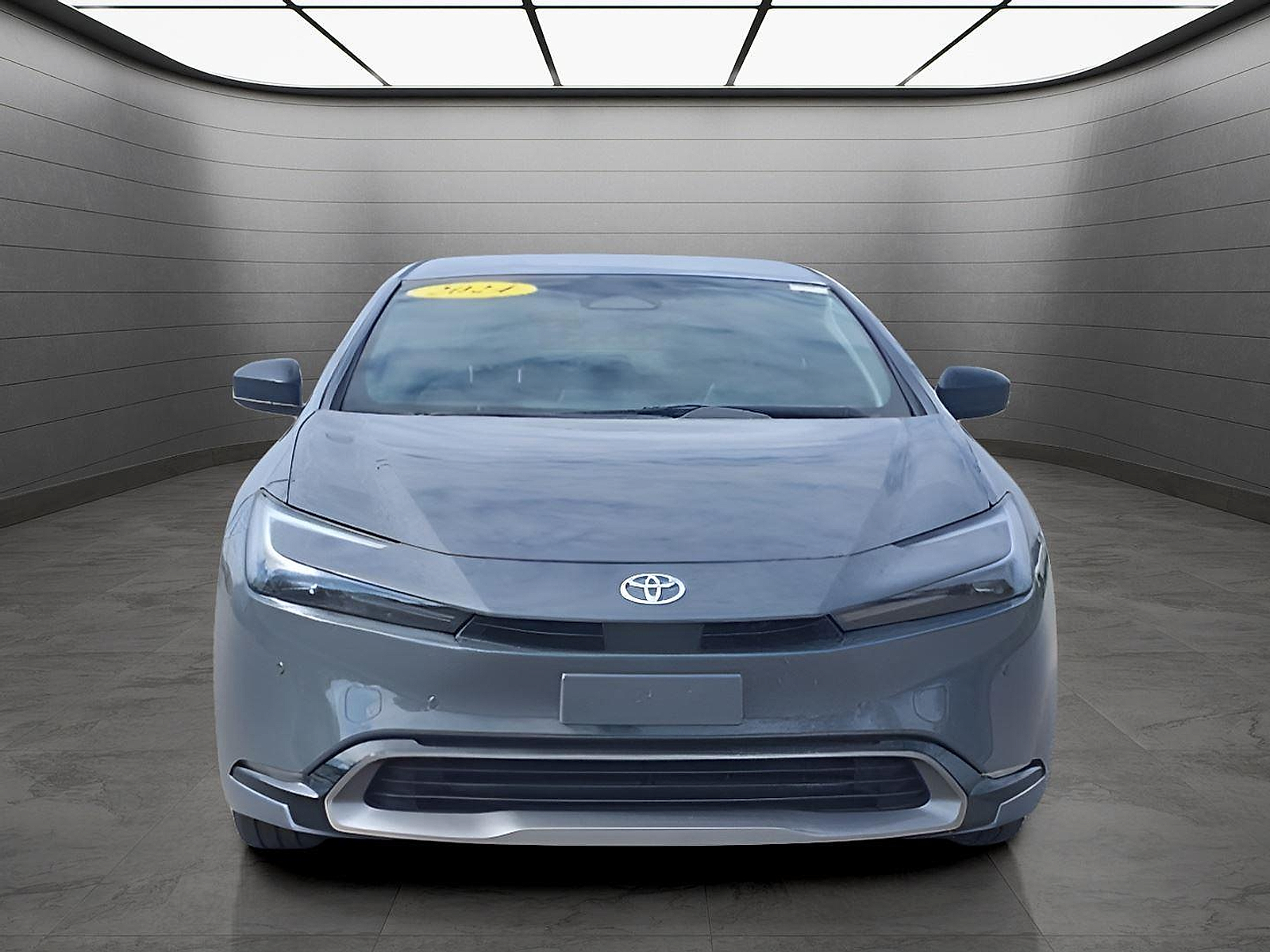 Wind Chill Pearl - 089 2024 Toyota Prius XLE FWD Hatchback Front-Wheel Drive Automatic