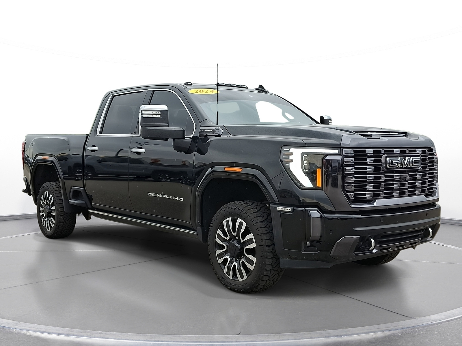 Onyx Black - GBA 2024 GMC Sierra 3500HD Denali Ultimate Crew Cab 4WD Pickup Truck Four-Wheel Drive Automatic