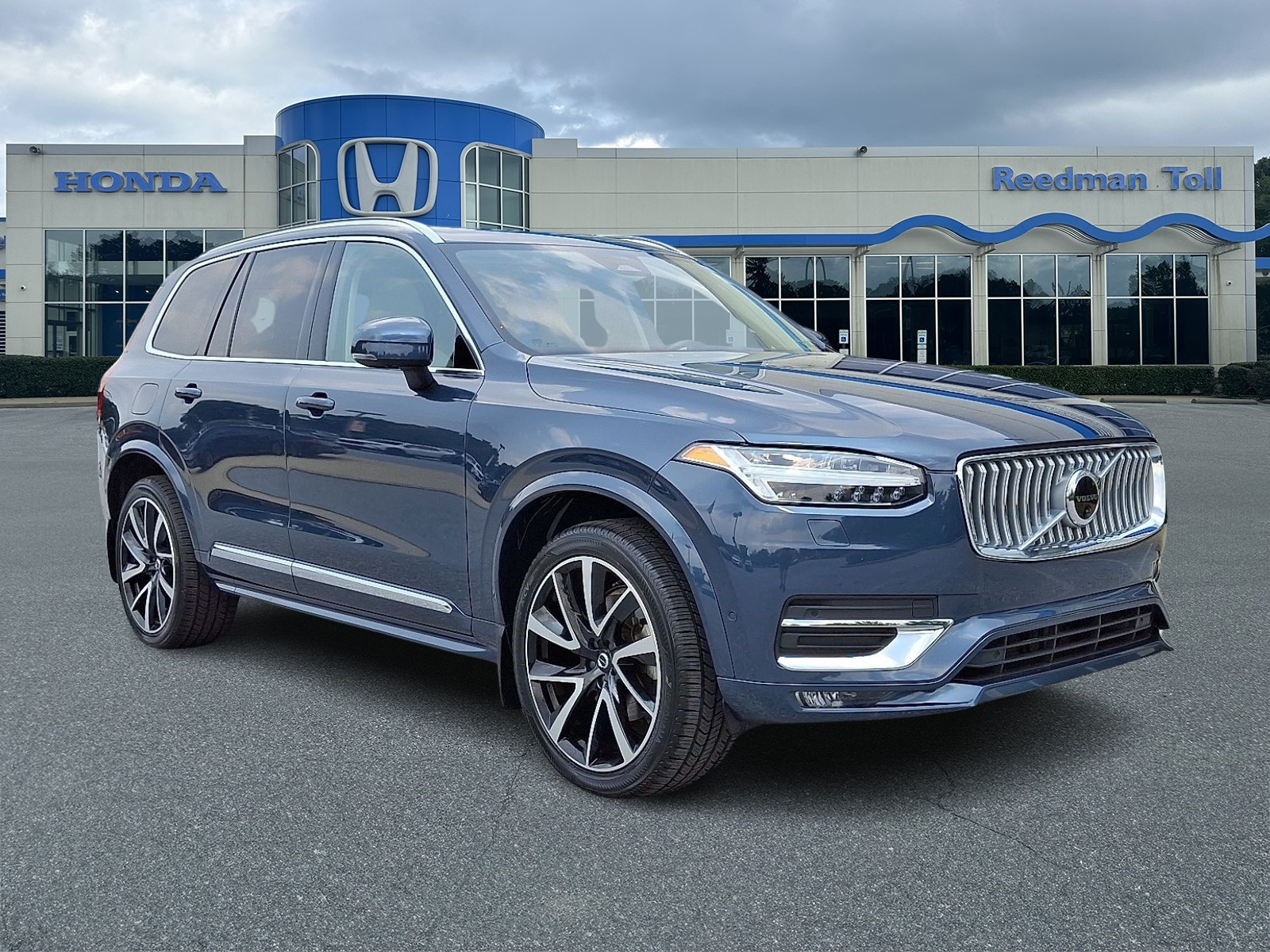 Denim Blue Metallic - 723 2023 Volvo XC90 B6 Plus Bright Theme 6-Passenger AWD SUV / Crossover All-Wheel Drive 8-Speed Automatic