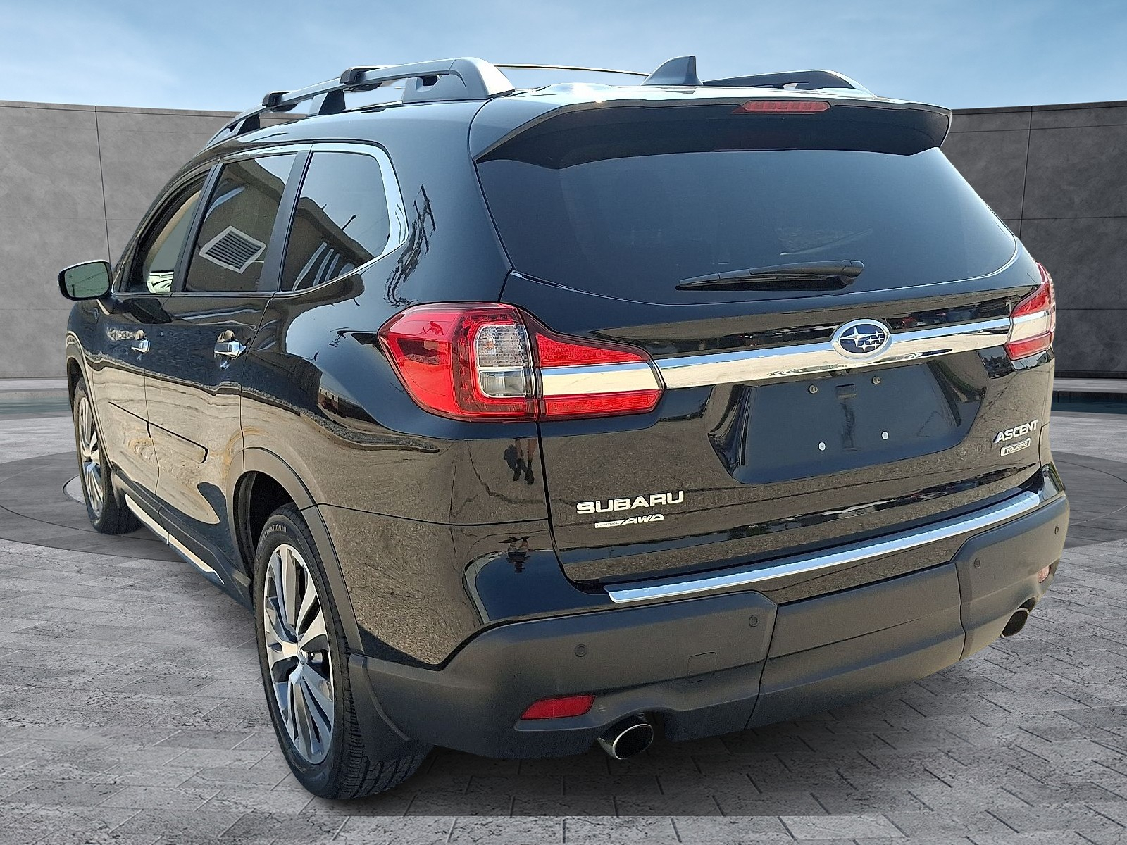 2020 Subaru Ascent Touring photo 8