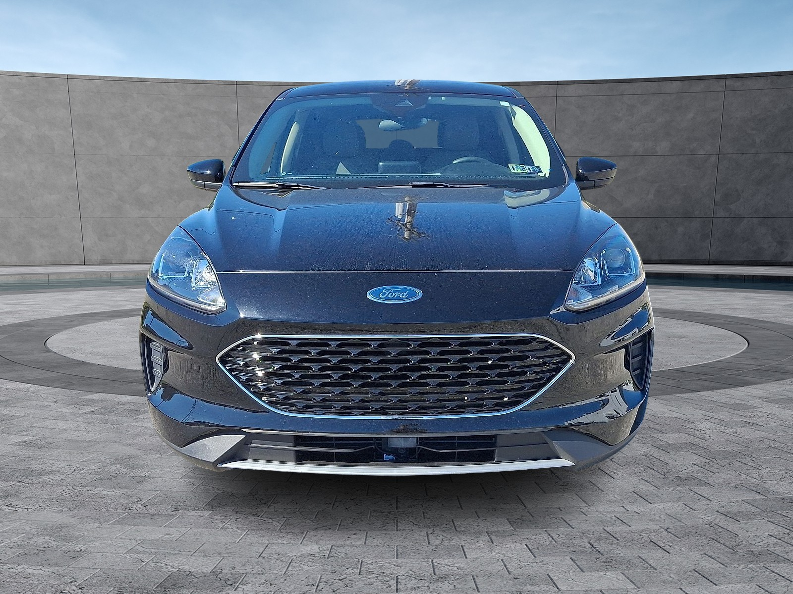2020 Ford Escape SE Sport photo 3