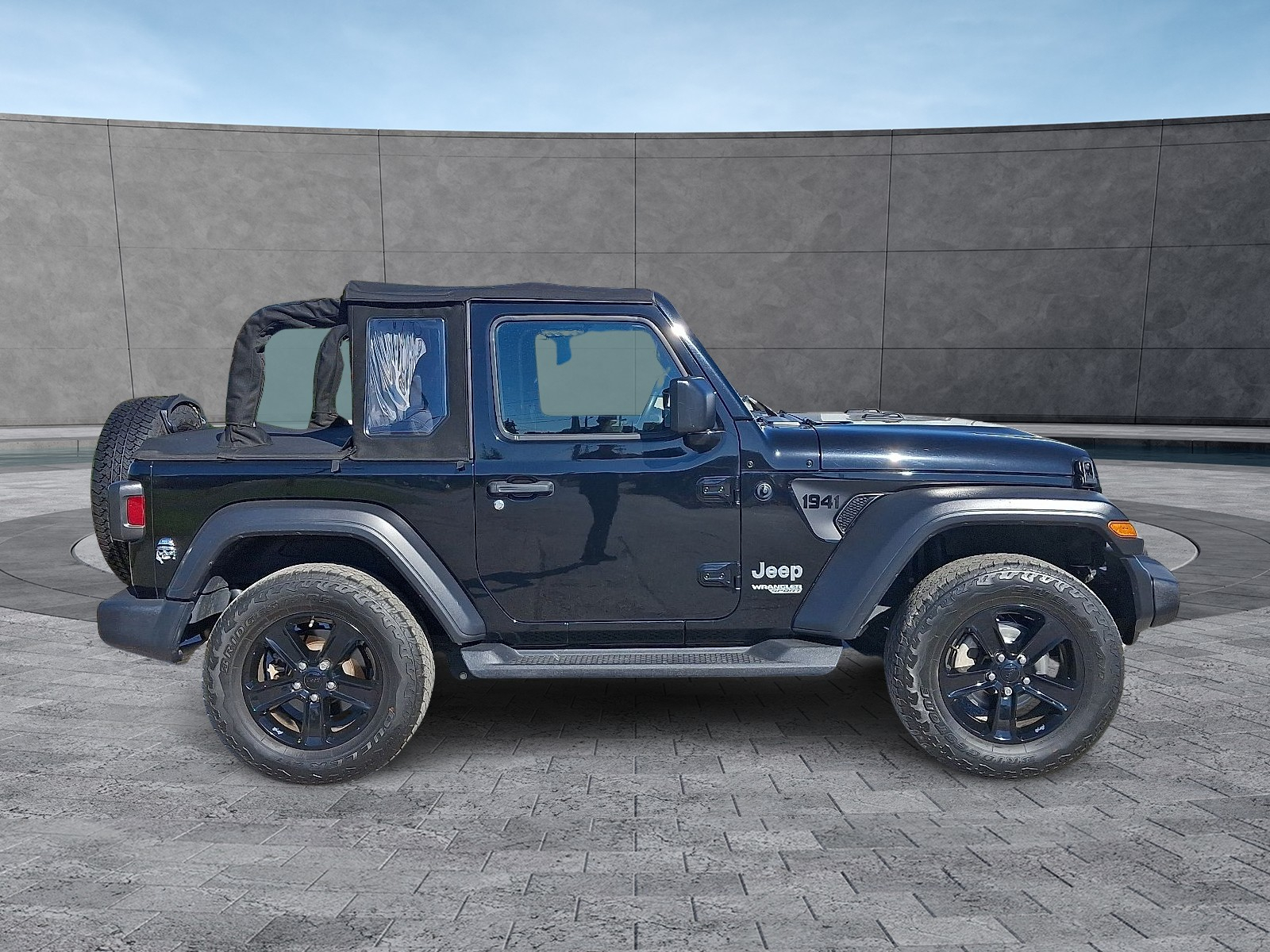 2021 Jeep Wrangler Sport S photo 10