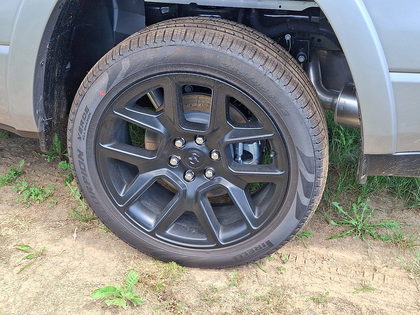 View vehicle photo 5