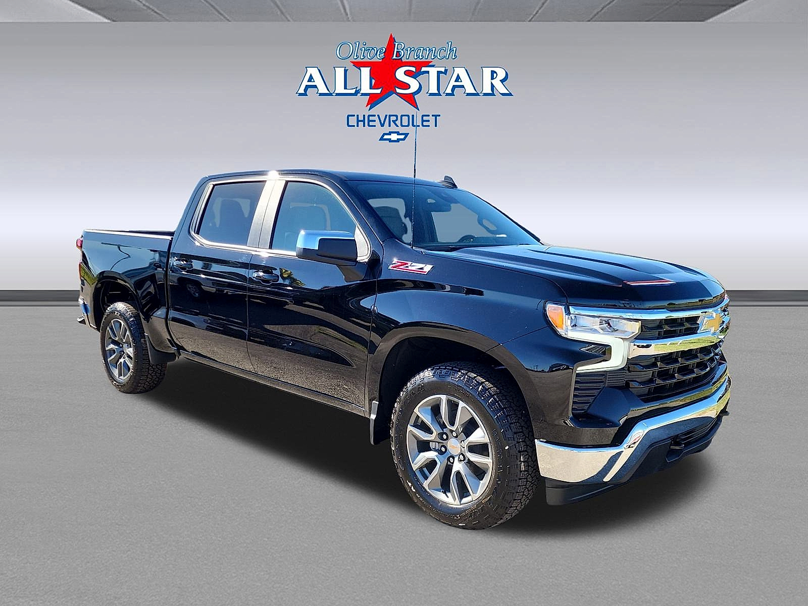2026 Chevrolet Silverado 1500 LT Crew Cab 4WD