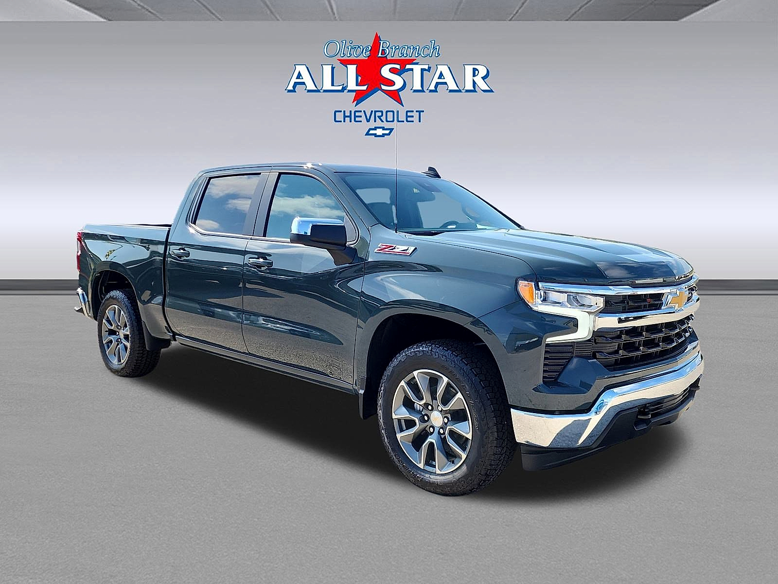 2026 Chevrolet Silverado 1500 LT Crew Cab 4WD