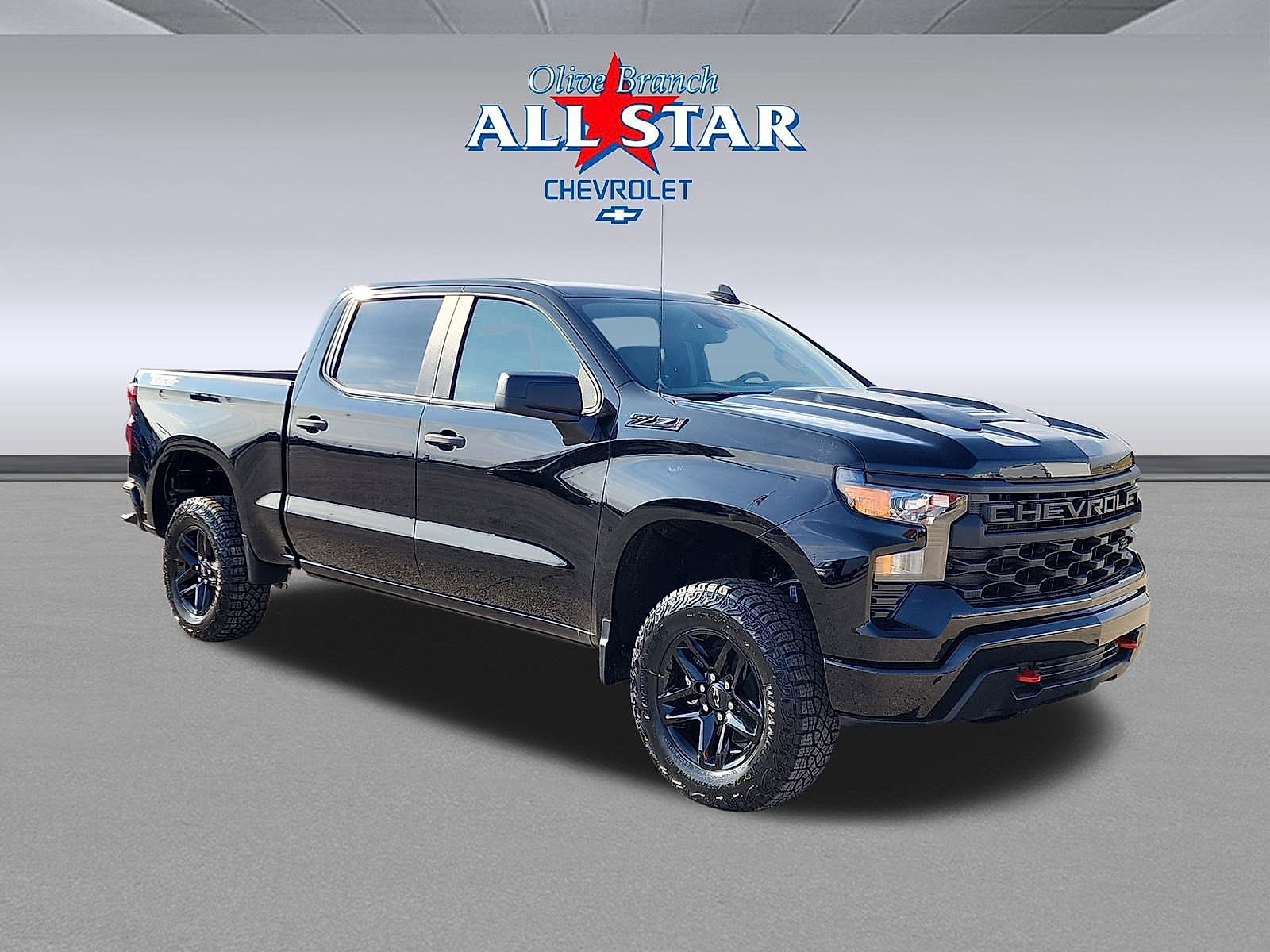 2026 Chevrolet Silverado 1500 Custom Trail Boss Crew Cab 4WD