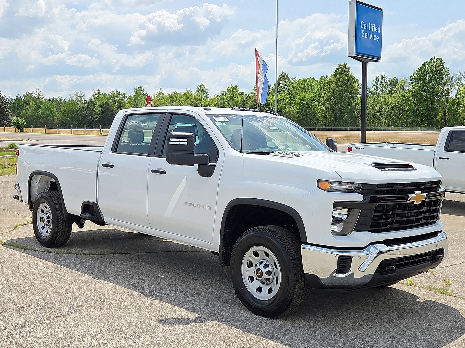 Summit White 2026 Chevrolet Silverado 2500HD Work Truck Crew Cab RWD Pickup Truck 4X2 Automatic