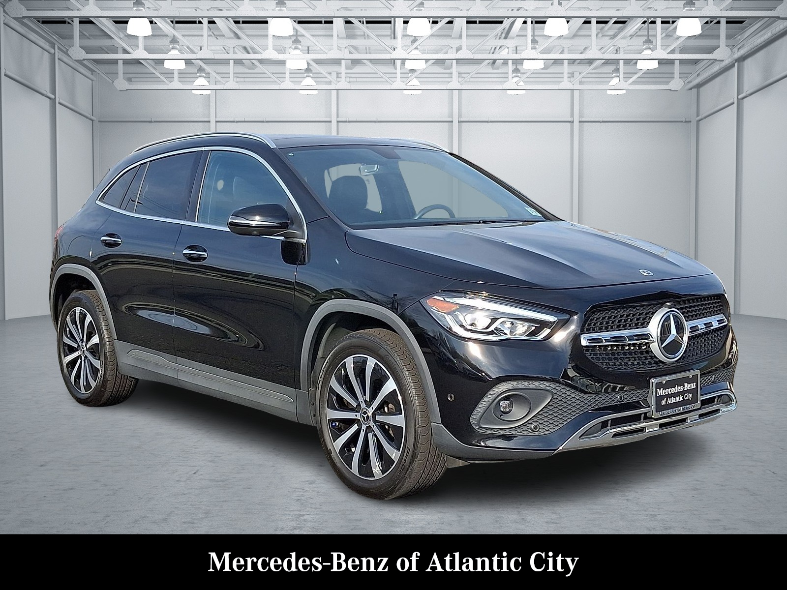 Night Black - 696 2022 Mercedes-Benz GLA 250 4MATIC SUV / Crossover All-Wheel Drive Automatic