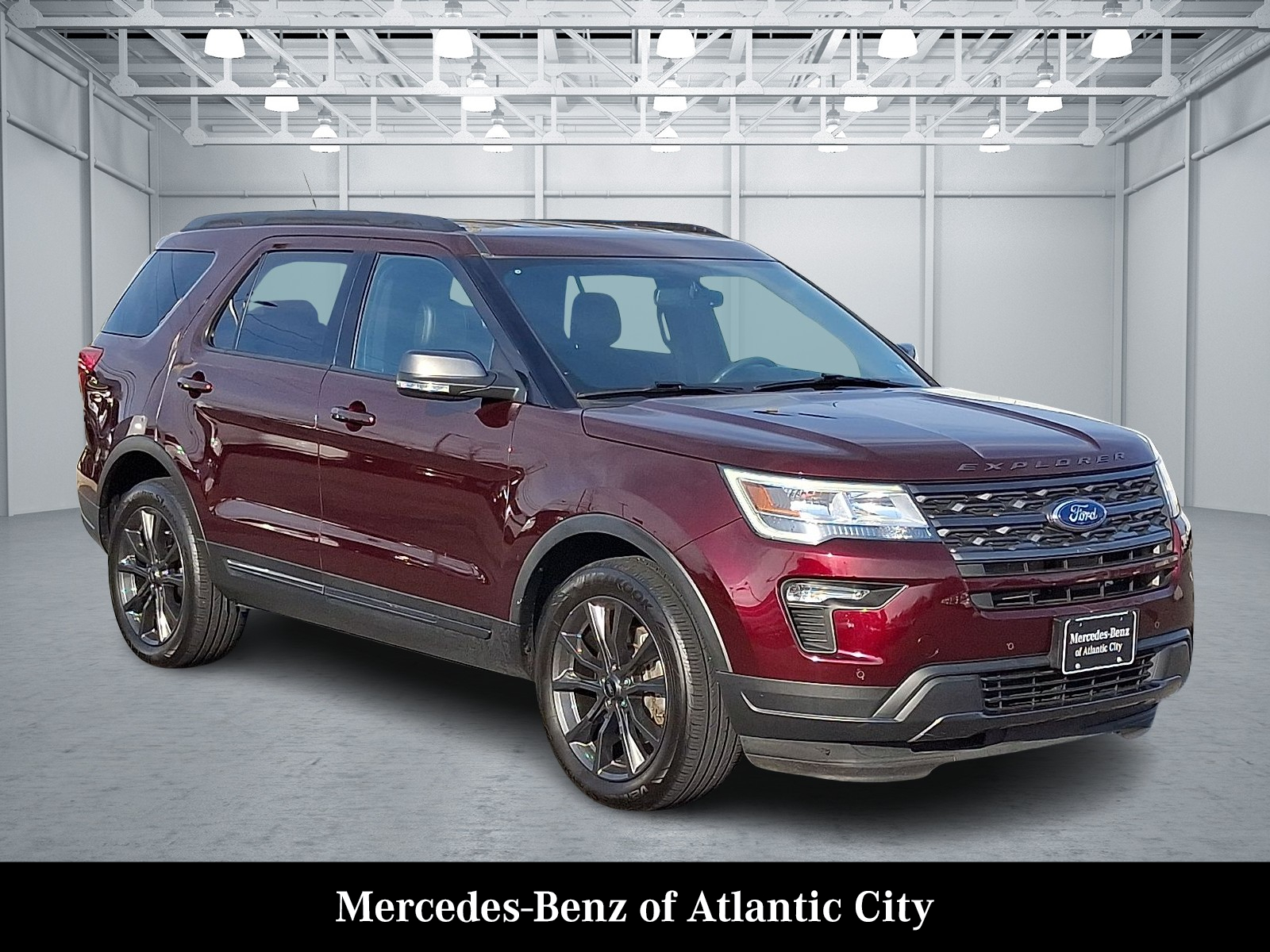 Red (Burgundy Velvet Metallic Tinted Clearcoat - R3) 2018 Ford Explorer XLT AWD SUV / Crossover All-Wheel Drive Automatic