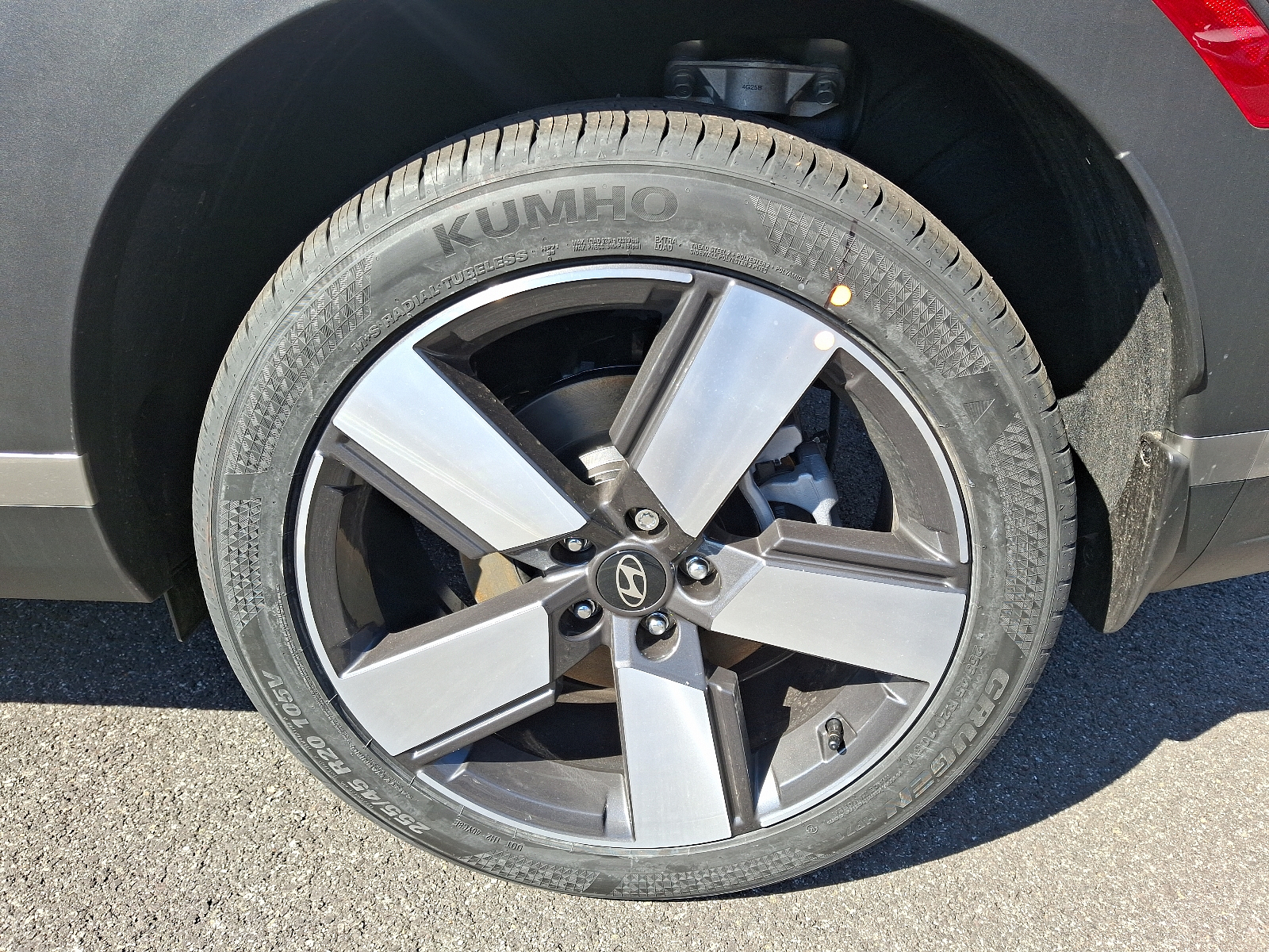 new 2025 Hyundai Santa Fe Hybrid car, priced at $48,740