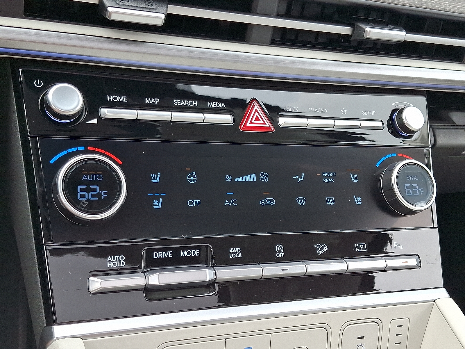 new 2025 Hyundai Santa Fe car, priced at $50,188