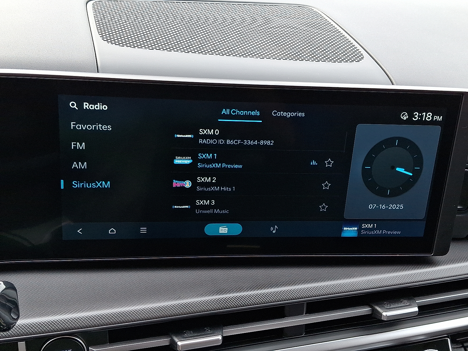 new 2025 Hyundai Santa Fe car, priced at $39,557