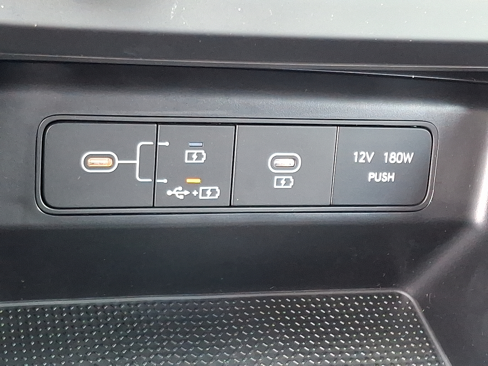 new 2025 Hyundai Tucson car, priced at $29,920