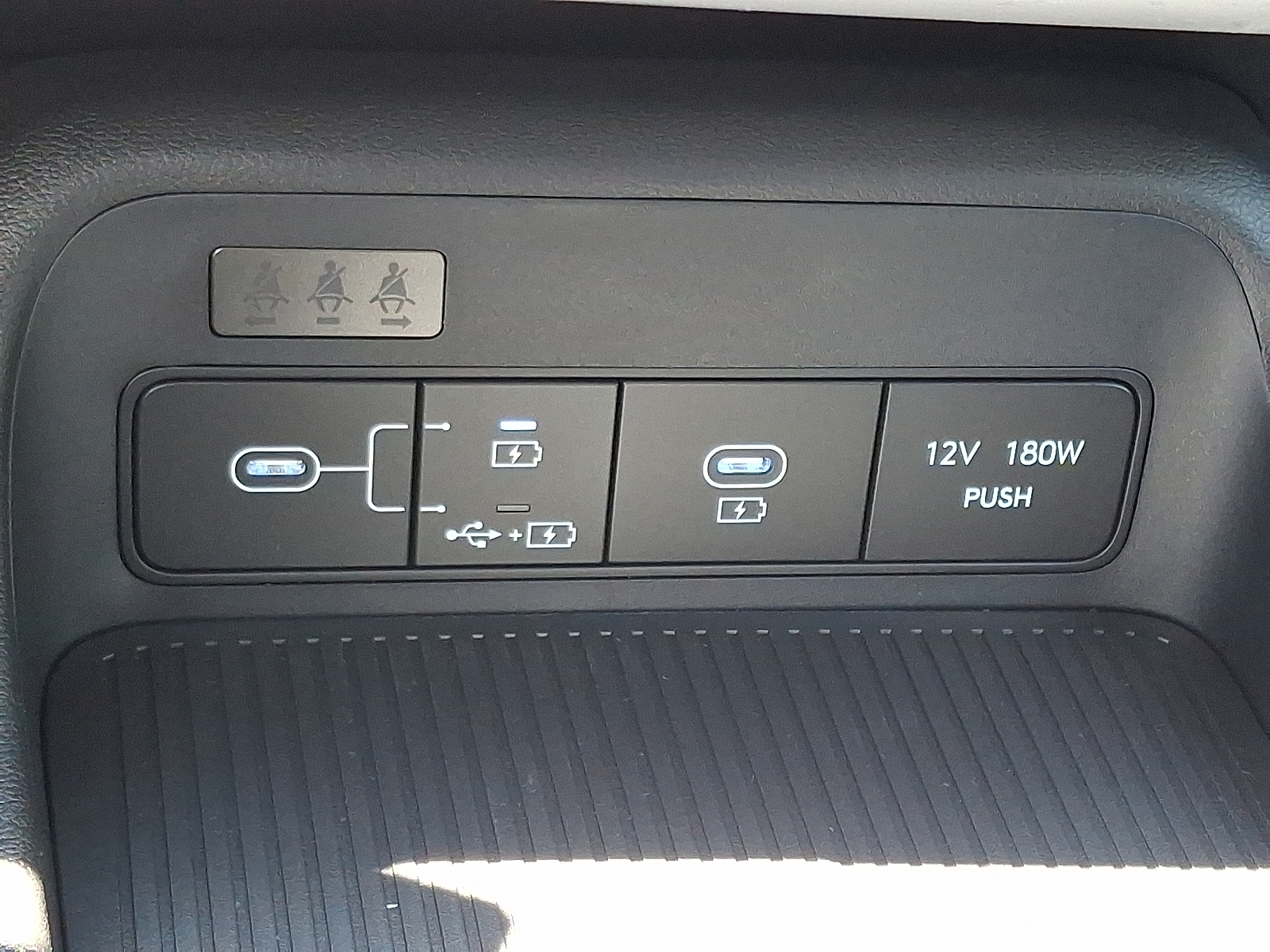 new 2025 Hyundai Kona car, priced at $28,706