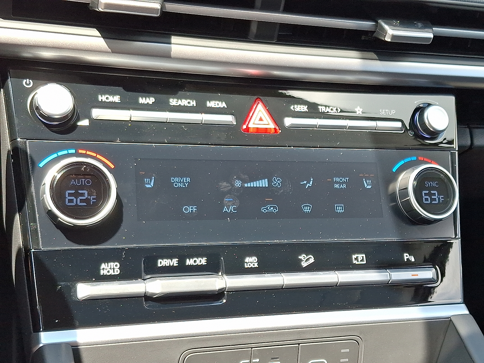 new 2025 Hyundai Santa Fe Hybrid car, priced at $42,434