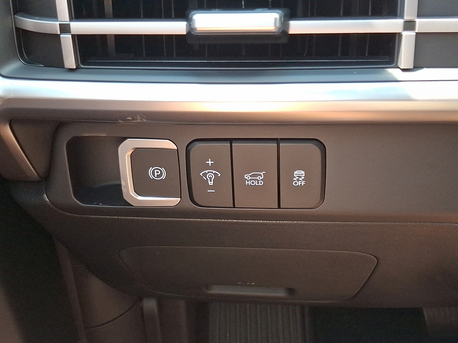 new 2025 Hyundai Santa Fe Hybrid car, priced at $42,434