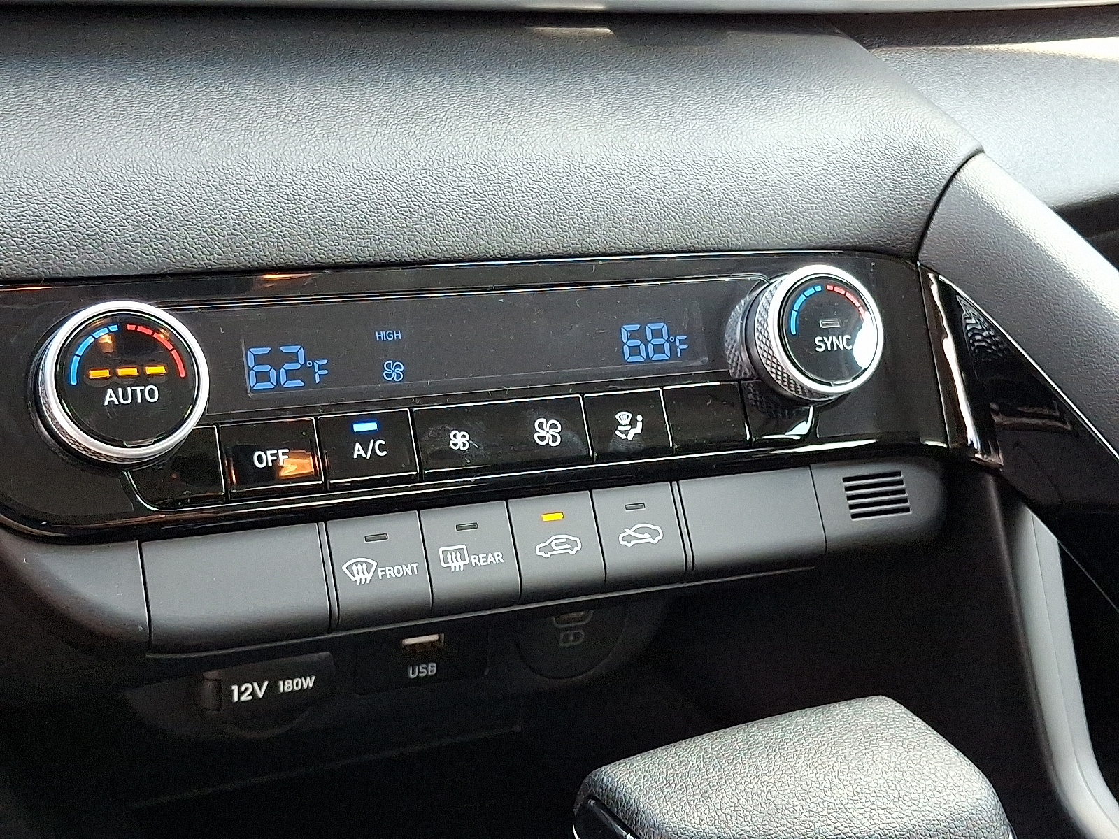 new 2025 Hyundai Elantra Hybrid car, priced at $27,250