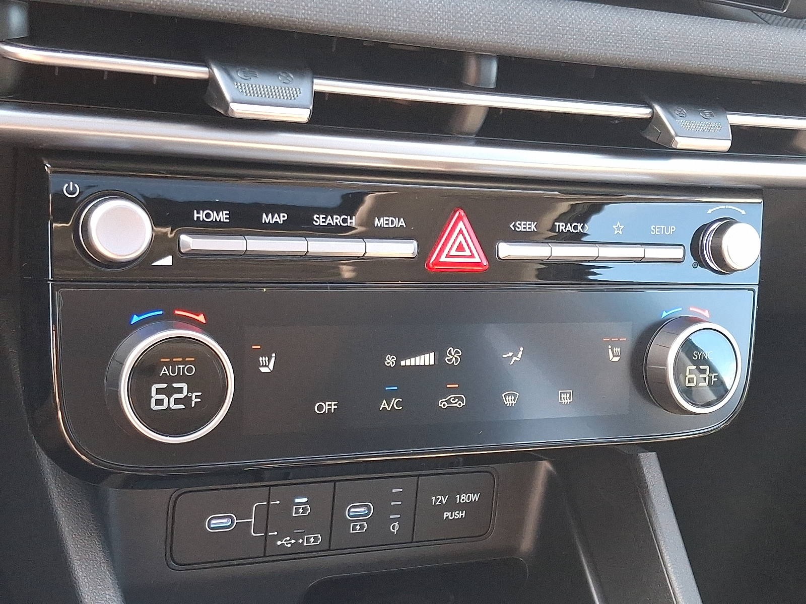 new 2025 Hyundai Tucson car, priced at $35,450