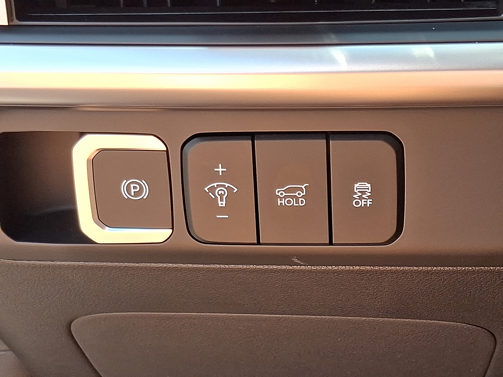 new 2026 Hyundai Santa Fe Hybrid car, priced at $42,725