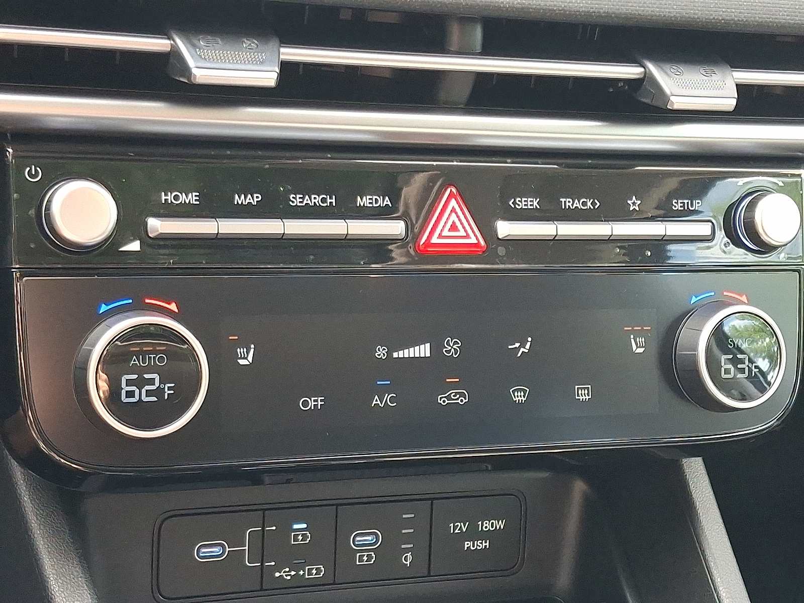 new 2025 Hyundai Tucson car, priced at $35,450
