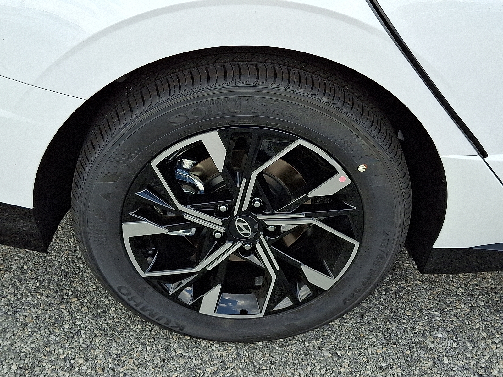 new 2025 Hyundai Sonata car, priced at $30,033