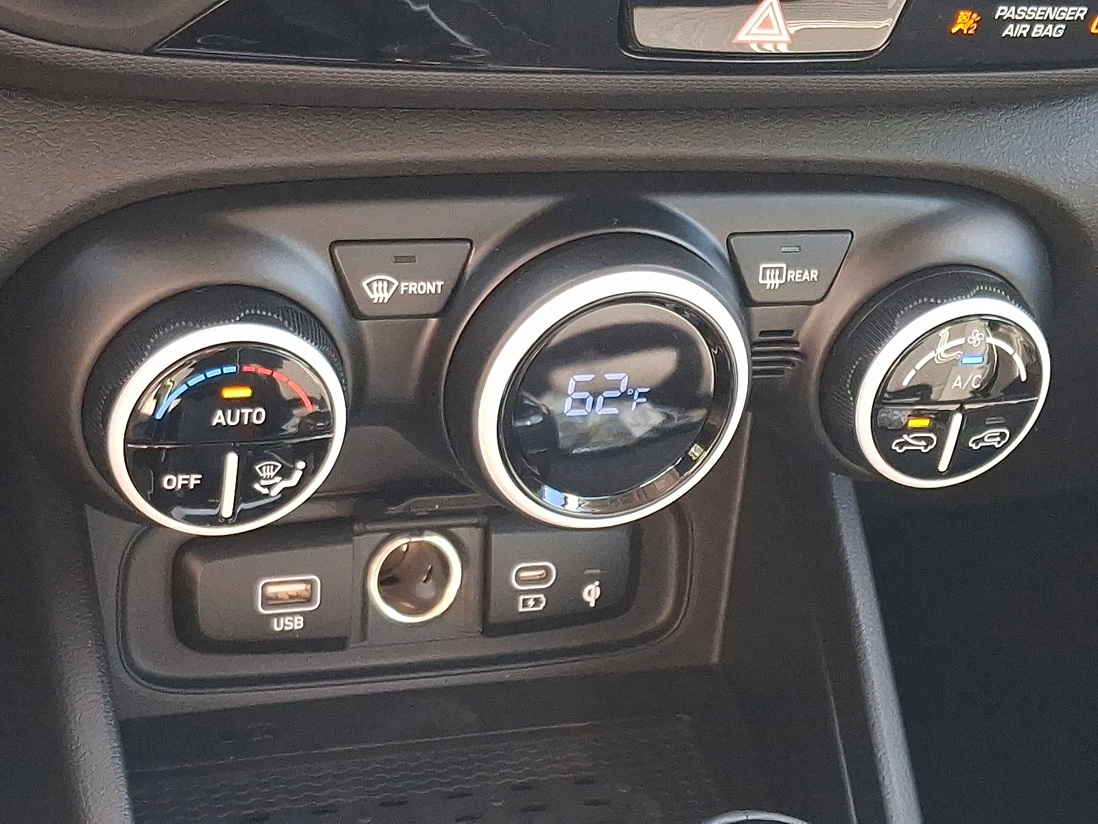 new 2025 Hyundai Venue car, priced at $26,070