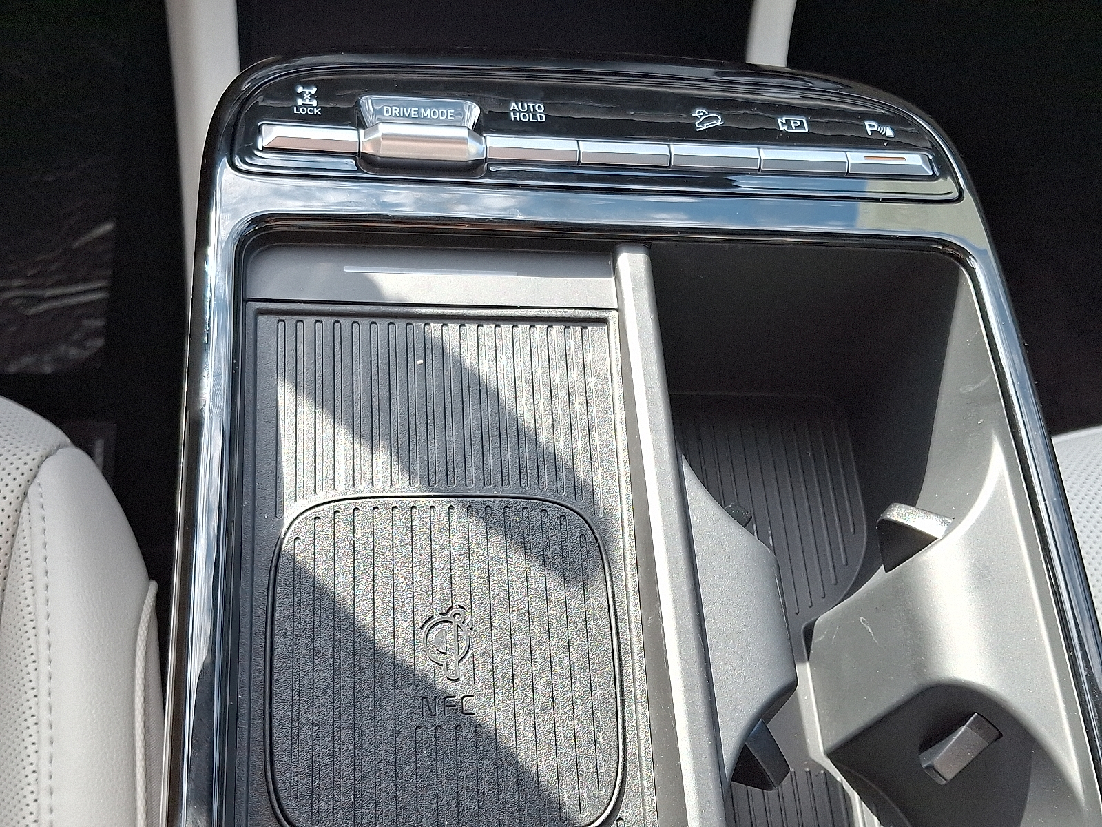 new 2025 Hyundai Tucson Hybrid car, priced at $43,835
