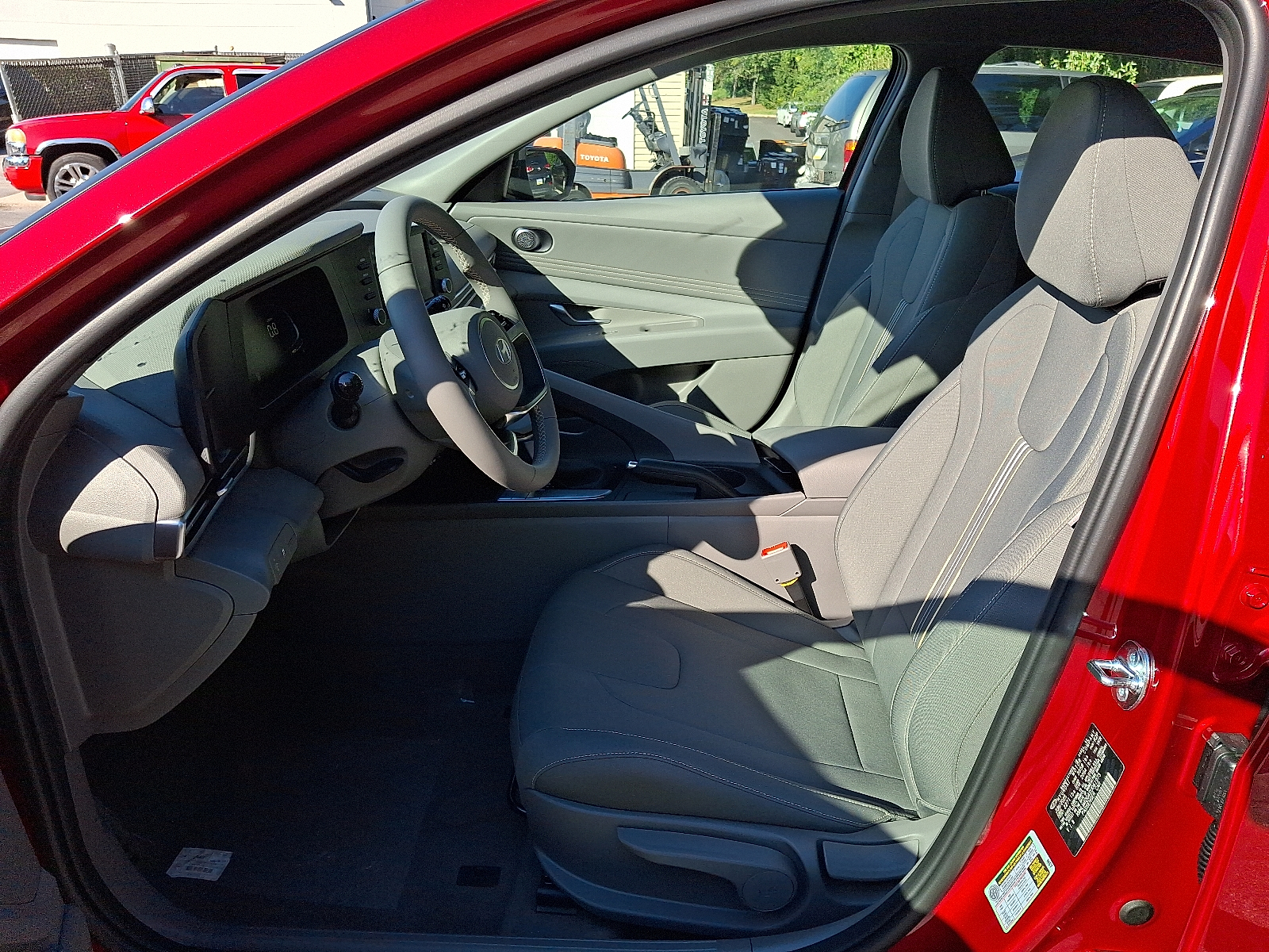 new 2025 Hyundai Elantra car, priced at $25,660
