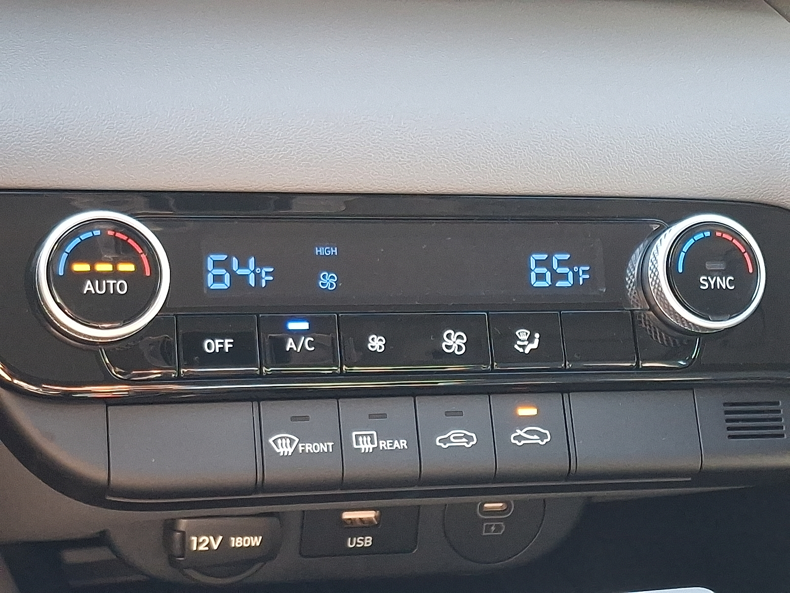 new 2025 Hyundai Elantra car, priced at $25,660