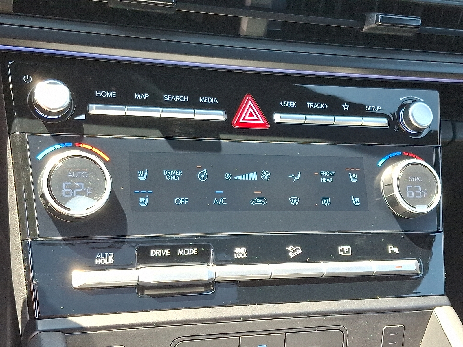 new 2026 Hyundai Santa Fe Hybrid car, priced at $52,595