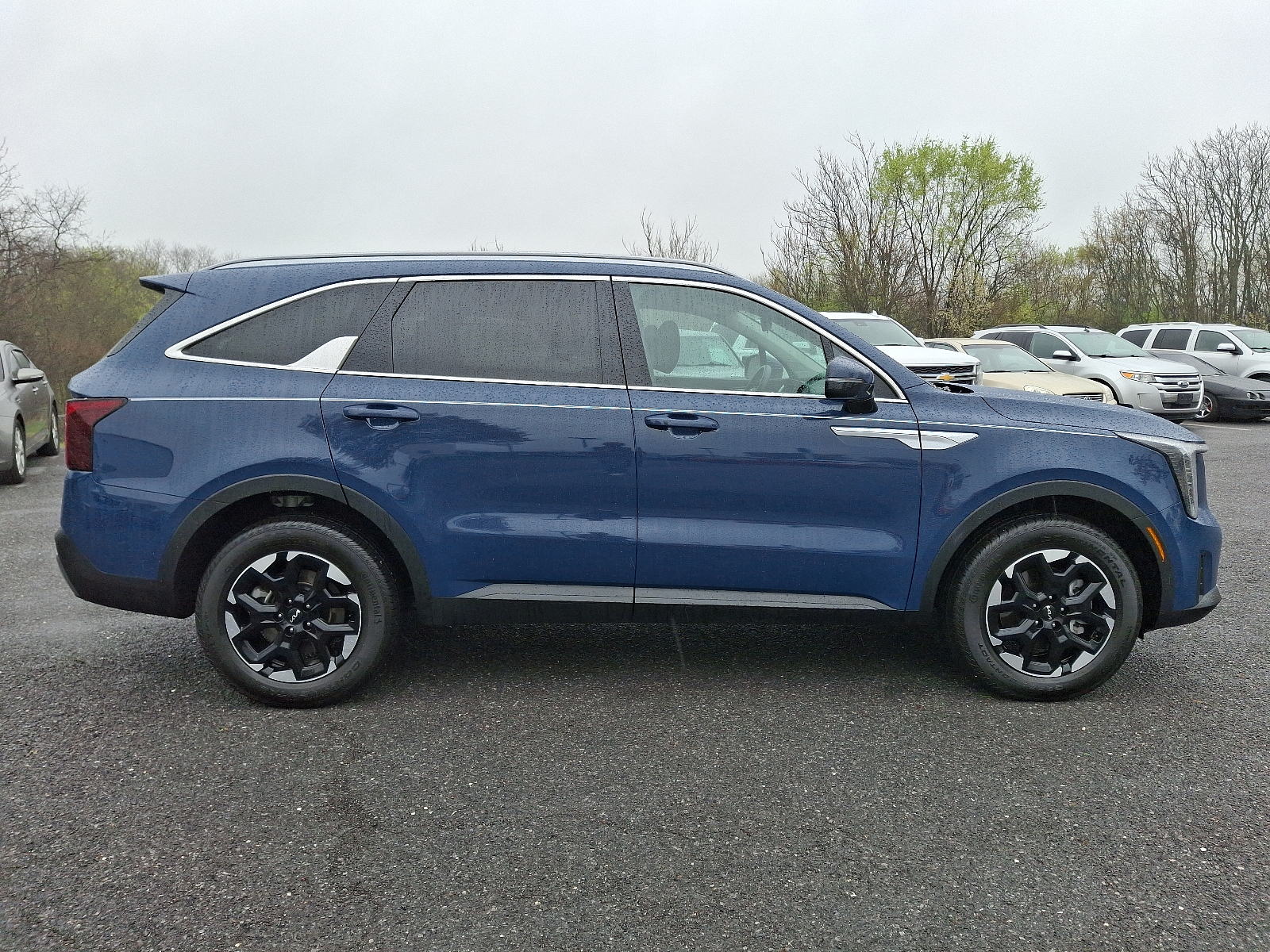 used 2024 Kia Sorento car, priced at $32,499