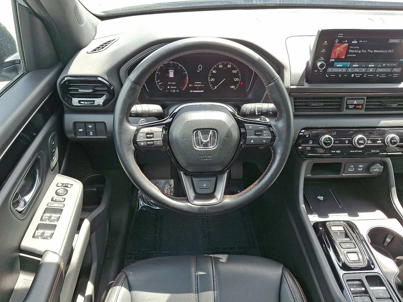 used 2023 Honda Pilot car, priced at $40,799